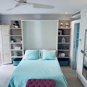 Appartement Cathedral Studio, Luxury In Cathedral Area, Parking Optional, Séville